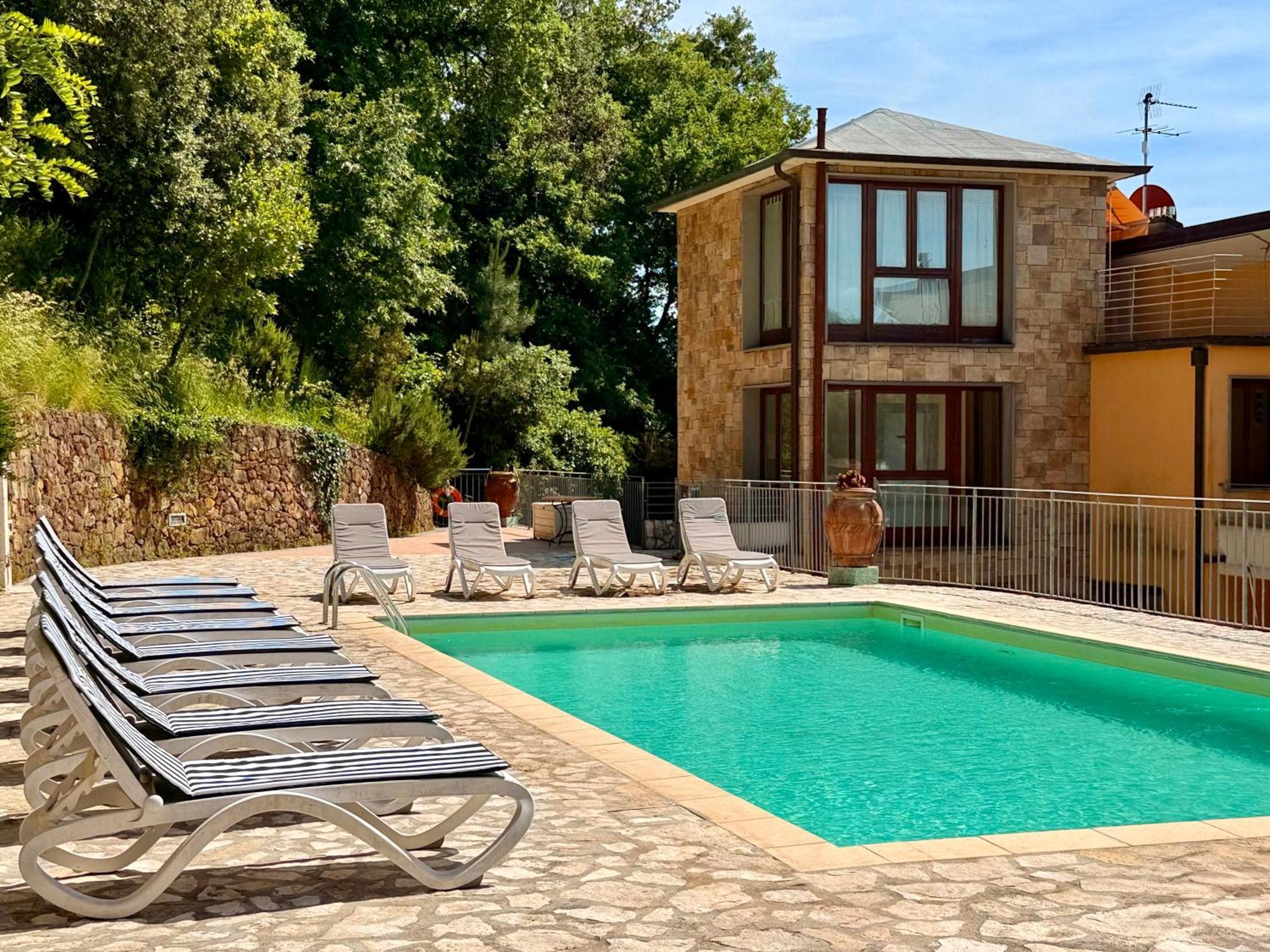 Residence Montefiore San Baronto ภายนอก รูปภาพ